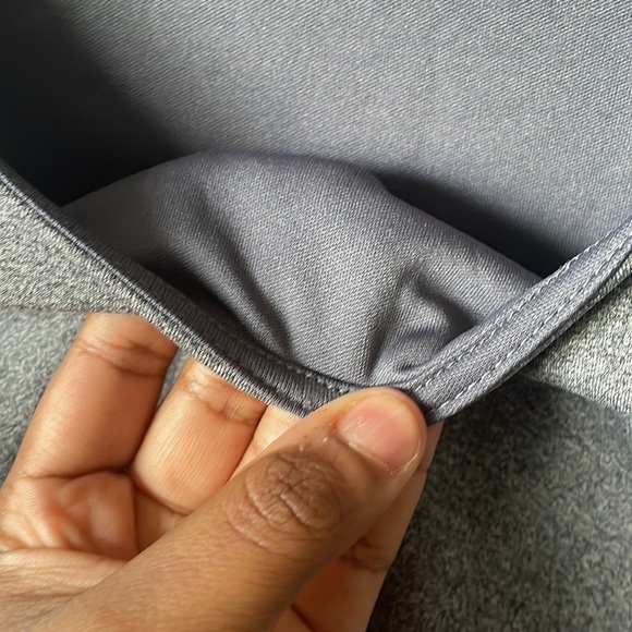 Grey Lulu’s crop top. - Picture 4 of 7